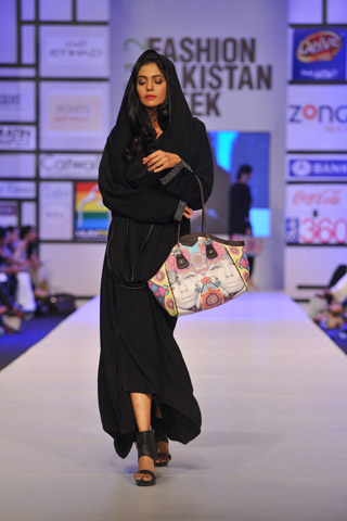 Tapu Javeri at Fashion Pakistan Week 2012 Day 4