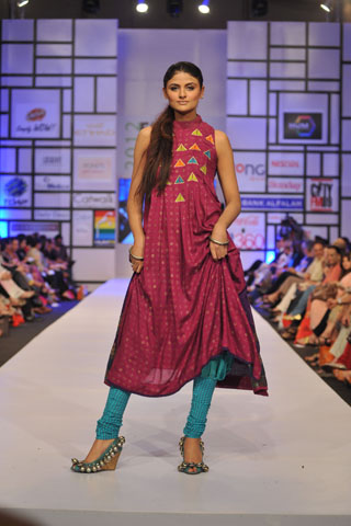 Warda Saleem at Fashion Pakistan Week 2012 Day 3