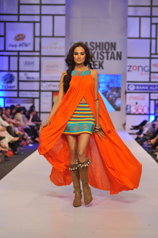 Warda Saleem at Fashion Pakistan Week 2012 Day 3