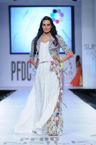 Zara Shahjahan at PFDC Sunsilk Fashion Week 2012 Day 4