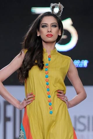 Zonia Anwaar at PFDC Sunsilk Fashion Week 2012