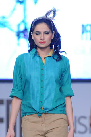 Zonia Anwaar at PFDC Sunsilk Fashion Week 2012