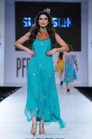 Zonia Anwaar at PFDC Sunsilk Fashion Week 2012 Day 2