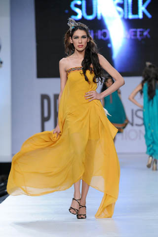 Zonia Anwaar at PFDC Sunsilk Fashion Week 2012 Day 2