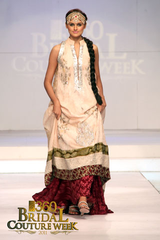 Ayesha & Somaiya at Bridal Couture Week 2011