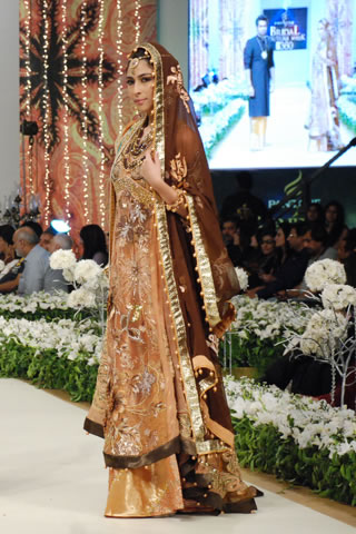 Bina Sultan (BNS) at Pantene Bridal Couture Week 2011
