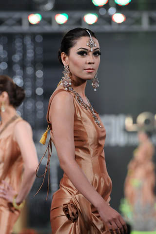 PFDC L'Oreal Bridal Week 2011 - Day 4