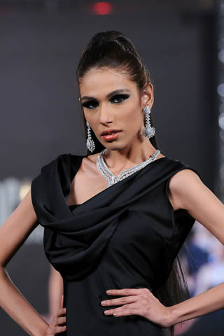 Damas Collection - PFDC L'Oreal Paris Bridal Week 2011 - Day 4