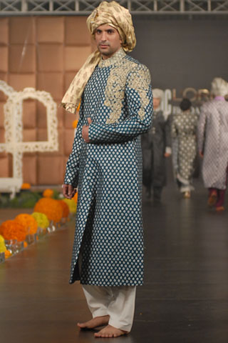 Emraan Rajput at PFDC Bridal Fashion Week 2011