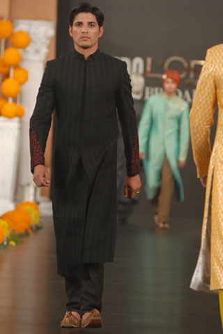 Emraan Rajput at PFDC Bridal Fashion Week 2011