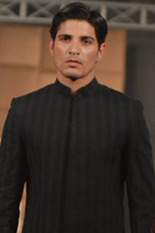 Emraan Rajput at LOreal Paris PFDC Bridal Fashion Week 2011