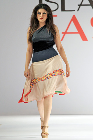Erum Khan Collection at Islamabad Fashion Week A/W 2012