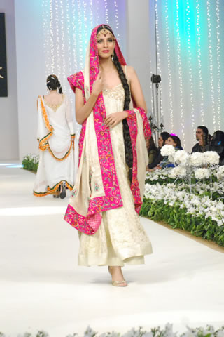 Pantene Bridal Couture Week 2011 - Gulzeb Asif Collection at Day 1