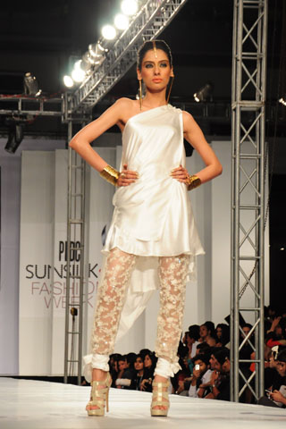 HSY at PFDC Sunsilk Fashion Week 2012 Day 4