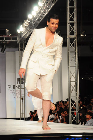HSY at PFDC Sunsilk Fashion Week 2012 Day 4