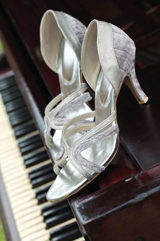 Ladies Footwear & Bags Collection 2011 by Gul Ahmed