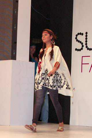 Maria B at PFDC Sunsilk Fashion Week S/S 2012 Day1 - Act1