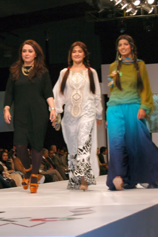 PFDC Sunsilk Fashion Week Spring/Summer 2012 Day1 - Act1 - Maria B