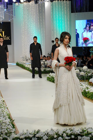 Mehdi Bridal Collection at Pantene Bridal Couture Week 2011