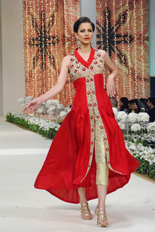 Hijab by Misbah & Saba | Pantene Bridal Couture Week 2011