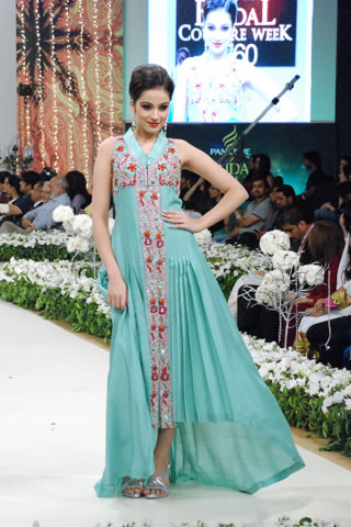Hijab by Misbah & Saba | Pantene Bridal Couture Week 2011