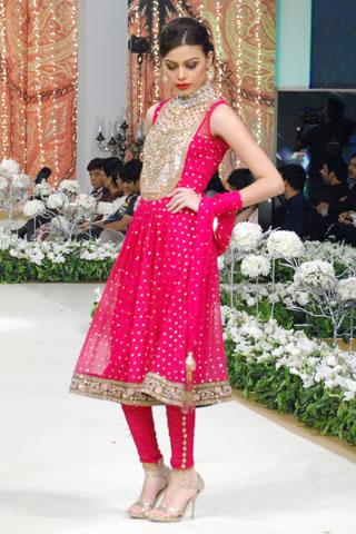 Hijab by Misbah & Saba | Pantene Bridal Couture Week 2011