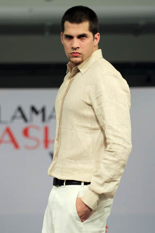 Munib Nawaz Collection at Islamabad Fashion Week A/W 2012