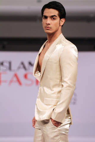 Munib Nawaz Collection at Islamabad Fashion Week A/W 2012