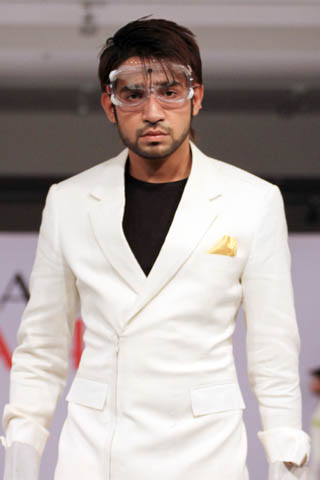Munib Nawaz Collection at Islamabad Fashion Week A/W 2012