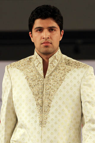 Munib Nawaz Collection at Islamabad Fashion Week A/W 2012