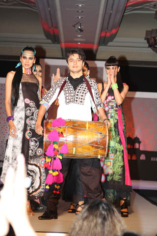 Pareesa Lawn Collection 2012 by Chen One at Lifestyle Pakistan