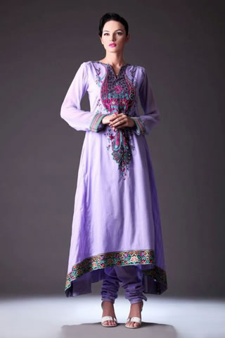 Zahra Ahmad Eid Collection - Queen of Hearts