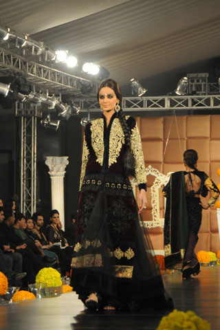 Fahad Hussayn PFDC L'Oreal Paris Bridal Week 2011