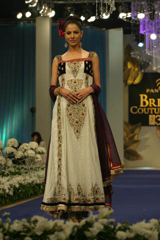 Sadaf Arshad at Pantene Bridal Couture Week 2011 - Day 2