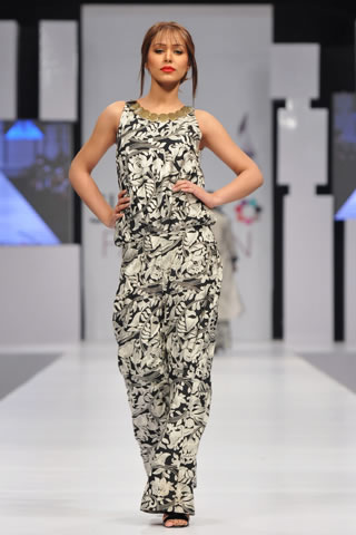 Sania Maskatiya at PFDC Sunsilk Fashion Week 2012 Karachi Day 2