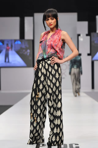 Sania Maskatiya at PFDC Sunsilk Fashion Week 2012 Karachi Day 2