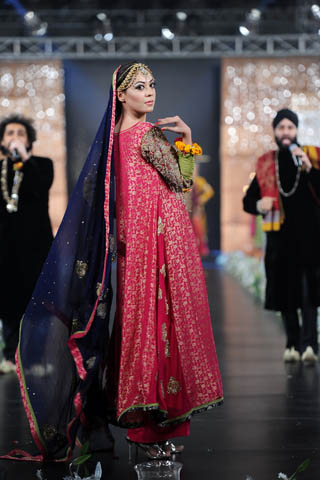 Sara Rohale Asghar - PFDC L'Oreal Bridal Week 2011 (Day 3)