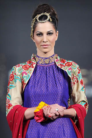 Sara Rohale Asghar at PFDC L'Oreal Bridal Week 2011 (Day 3)