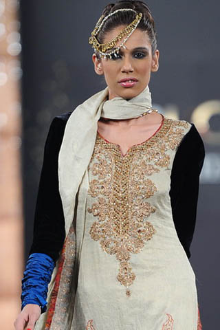 Sara Rohale Asghar at PFDC L'Oreal Bridal Week 2011 (Day 3)