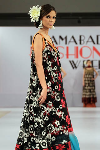 Shaiyanne Malik Collection at Islamabad Fashion Week A/W 2012
