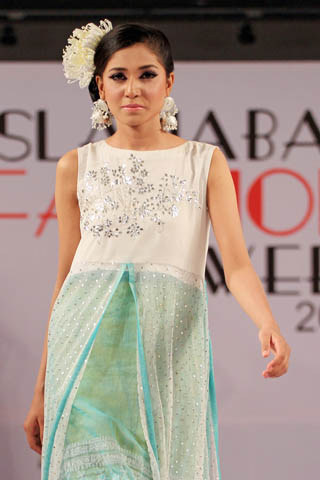 Shaiyanne Malik Collection at Islamabad Fashion Week A/W 2012