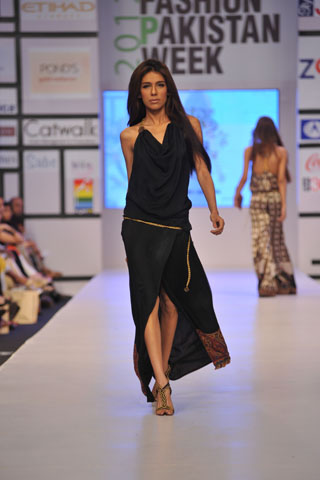 Shehla Chatoor at Fashion Pakistan Week 2012 Day 2