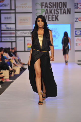 Shehla Chatoor at Fashion Pakistan Week 2012 Day 2
