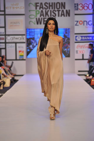 Shehla Chatoor at Fashion Pakistan Week 2012 Day 2