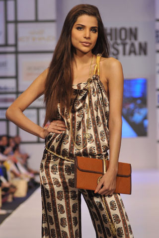 Shehla Chatoor at Fashion Pakistan Week 2012 Day 2