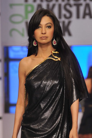 Shehla Chatoor at Fashion Pakistan Week 2012 Day 2