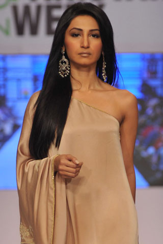Shehla Chatoor at Fashion Pakistan Week 2012 Day 2