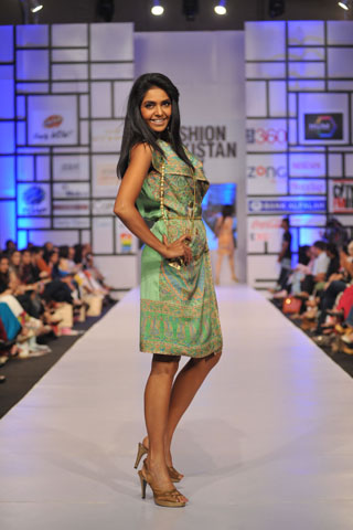Shehla Chatoor at Fashion Pakistan Week 2012 Day 2