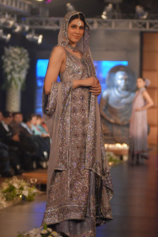 Sonia Azhar at PFDC L'Oreal Paris Bridal Week 2011 - Day 1