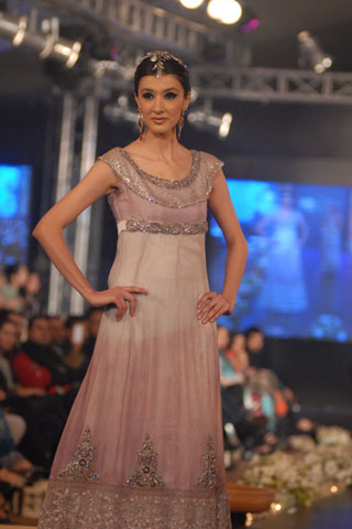 Sonia Azhar Collection PFDC L'Oreal Paris Bridal Week 2011 - Day 4